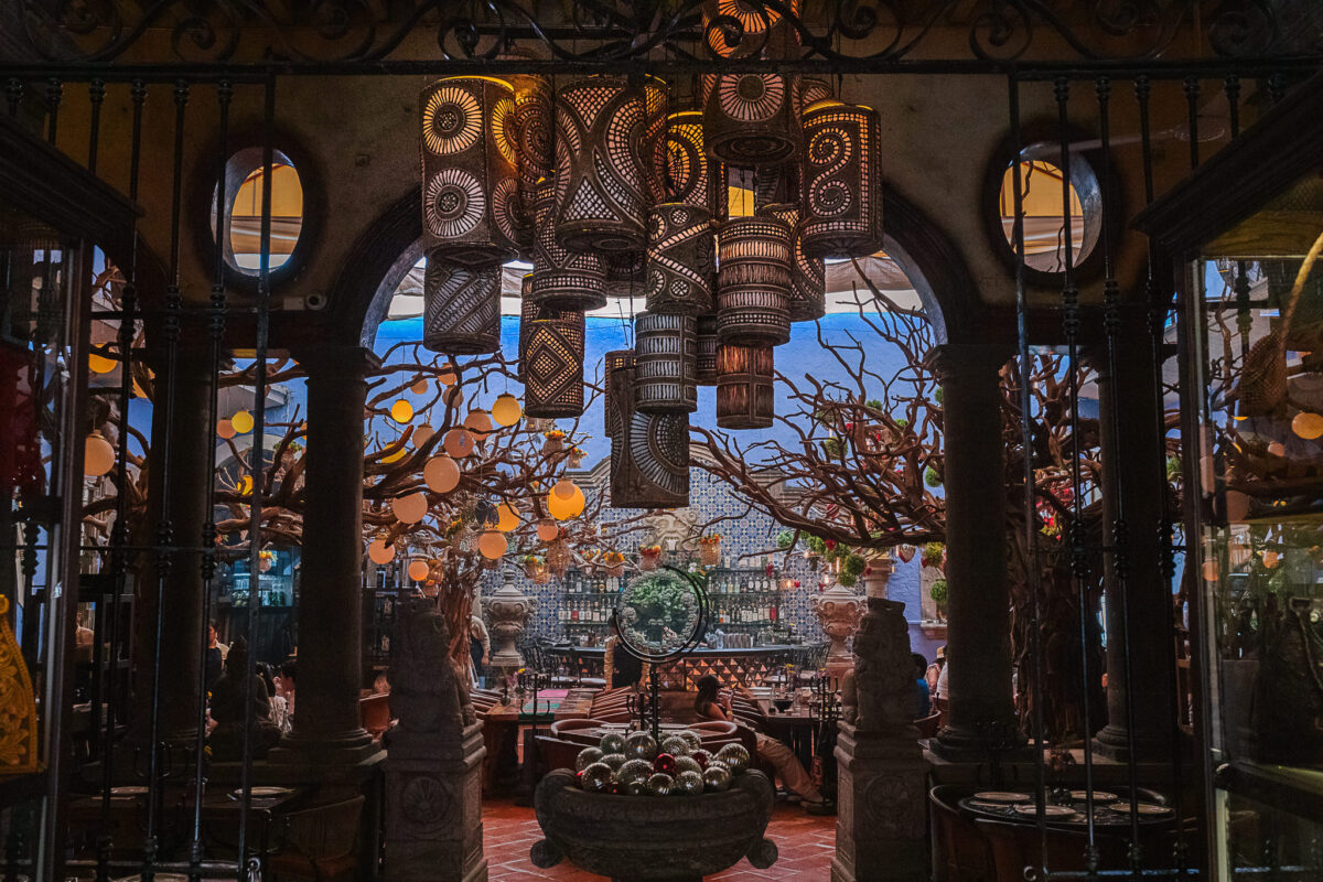 Casa Luna Interior